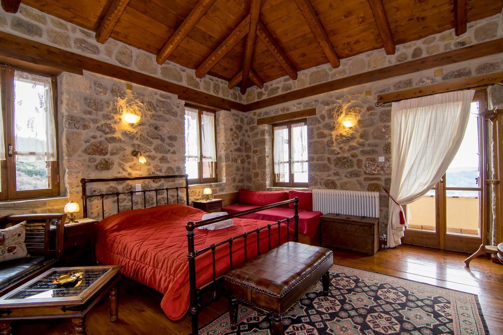 Pigi Tarlampa Hotel Trikala Quarto foto